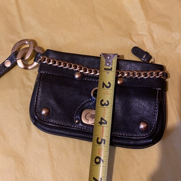 Juicy Couture Leather LARGE WRISTLET MINI BAG - Picture 7 of 16